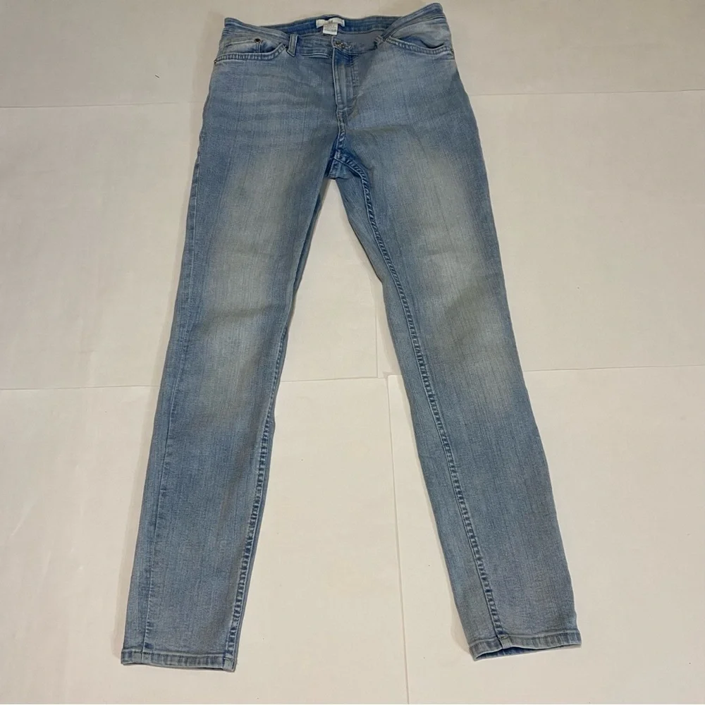 H&M Women's Light Blue Jeans